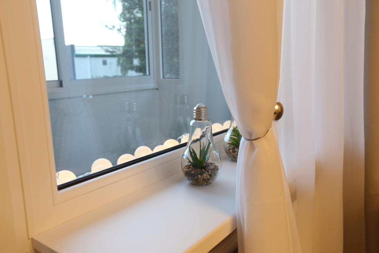 Comfy 2 Room Apartment - Free Parking - 350Mbps Wifi - Netflix Kaunas Exteriör bild
