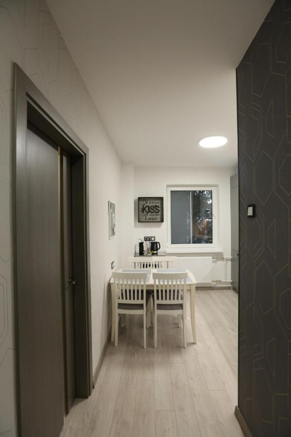 Comfy 2 Room Apartment - Free Parking - 350Mbps Wifi - Netflix Kaunas Exteriör bild