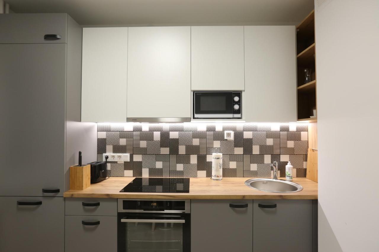 Comfy 2 Room Apartment - Free Parking - 350Mbps Wifi - Netflix Kaunas Exteriör bild